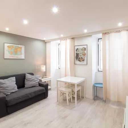 Madalena Second Floor Apartment *