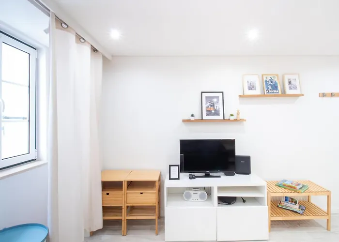 Madalena Second Floor - Bright In Baixa 리스본