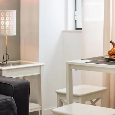 아파트 Madalena Second Floor - Bright In Baixa