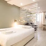Madalena Second Floor - Bright In Baixa